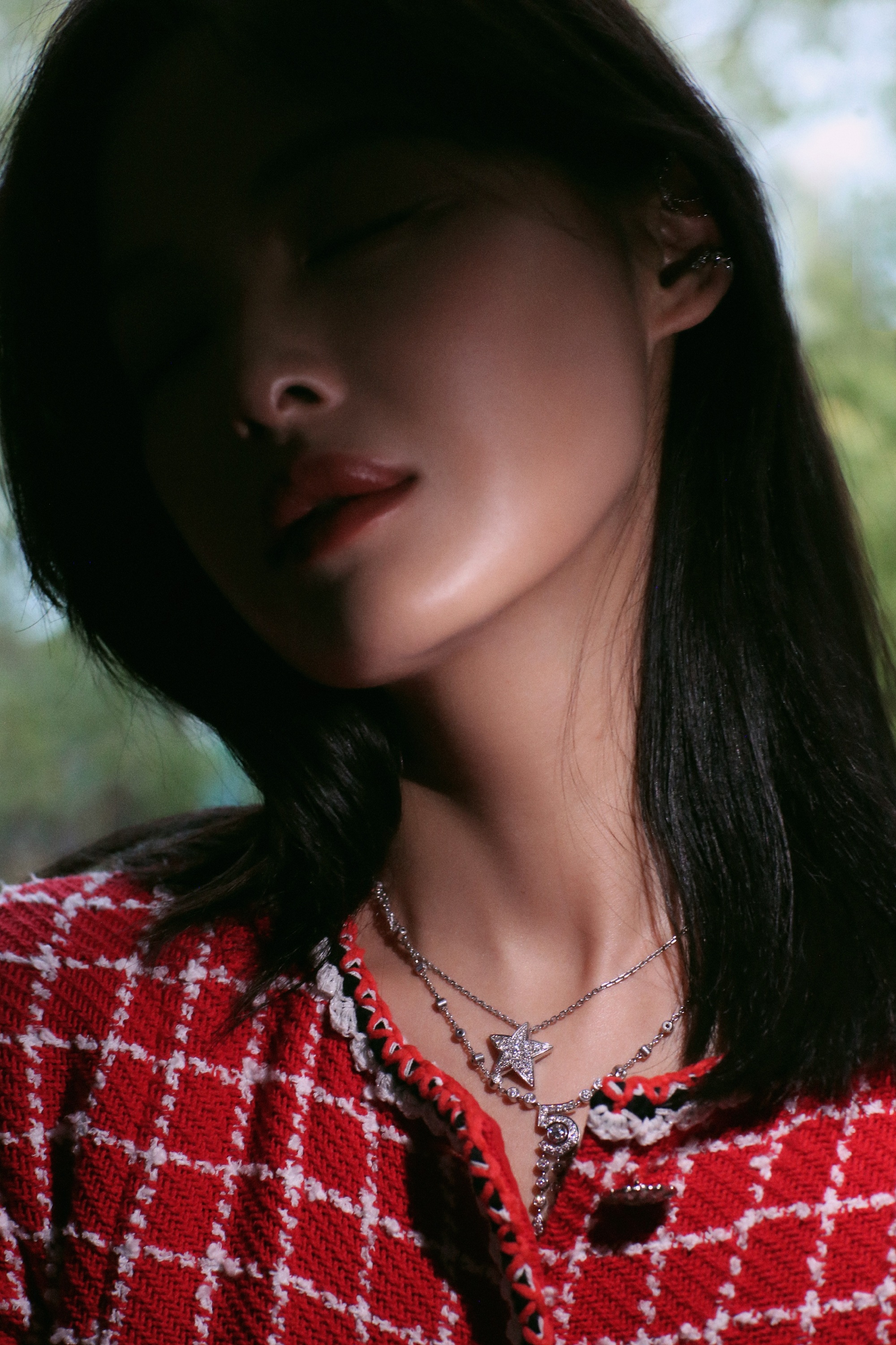 a66d0169ly8h9ib8481pwj22dc3k0e83.jpg 辛芷蕾新鲜CHANEL大片/壹号娱乐