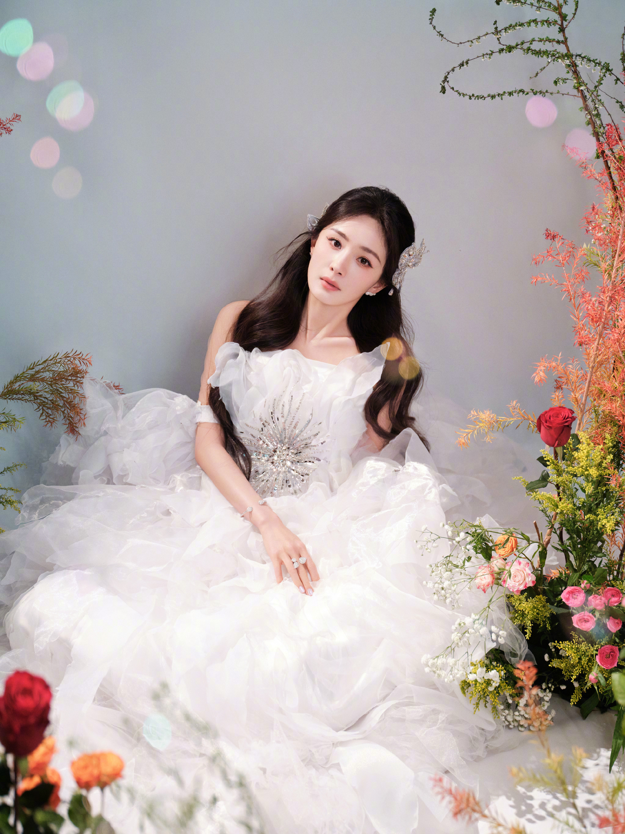 002ZLx3Bly1hx4amj43uej638c4b4x6t02.jpg 杨幂跨年演唱会/壹号娱乐